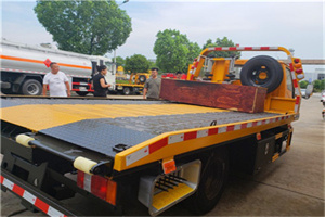 正蓝旗附近拖车电话号码服务